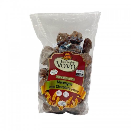 Merengue com cobertura de chocolate preto